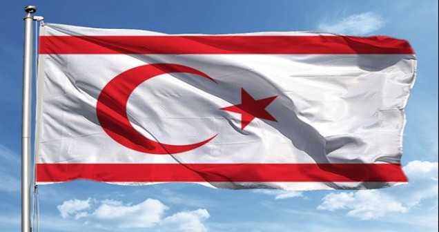 Kuzey Kıbrıs Türk Cumhuriyeti (KKTC) Bayrağı: Tarihi, Anlamı ve Önemi